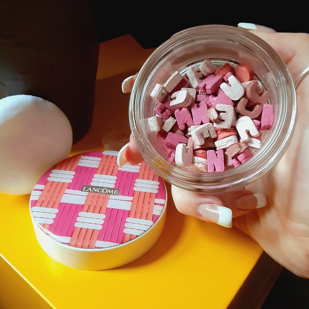 Blush- highlighter- Makeup